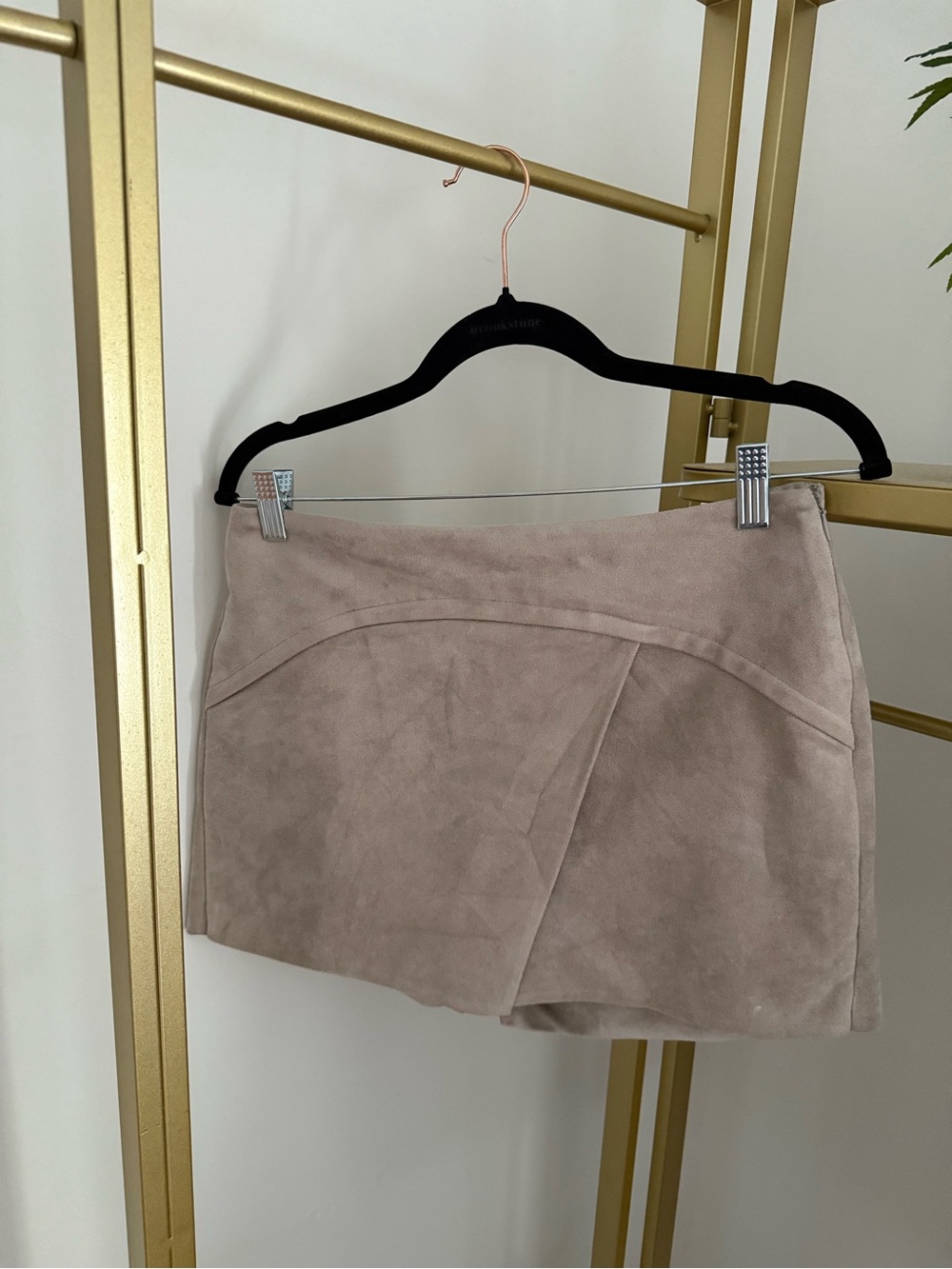 BCBGMaxAzria Taupe Suede Skort